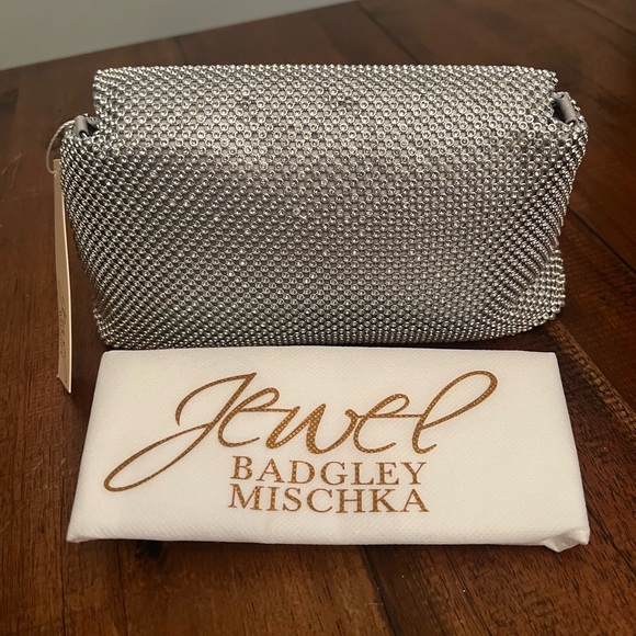 Badgley Mischka | Crystal Mesh Evening Bag - Picture 2 of 6